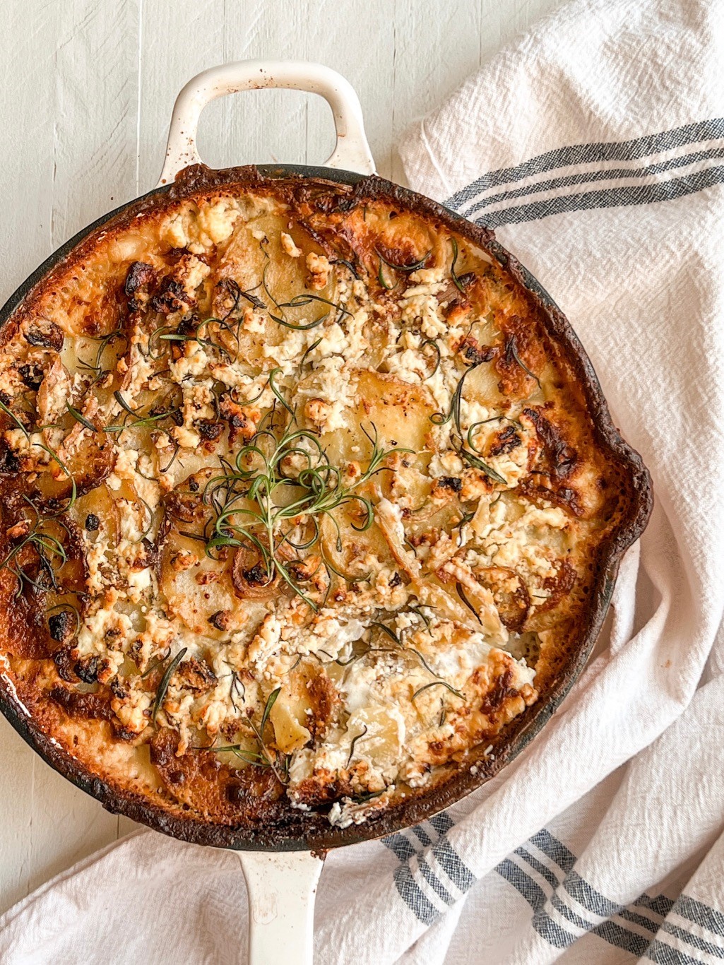 rosemary and goat cheese skillet scalloped potatoes