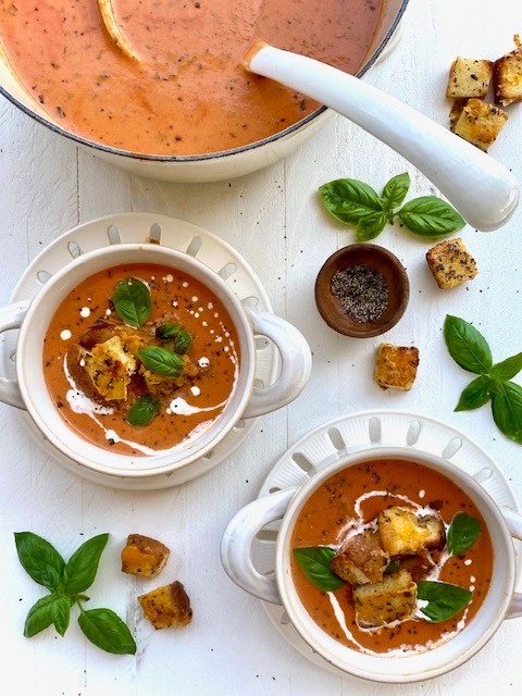 roasted tomato soup with grilled cheese croutons