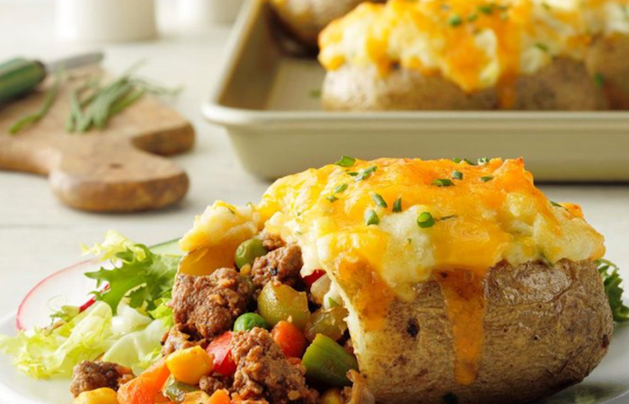 Shepherd's Pie Stuffed Baked Potatoes